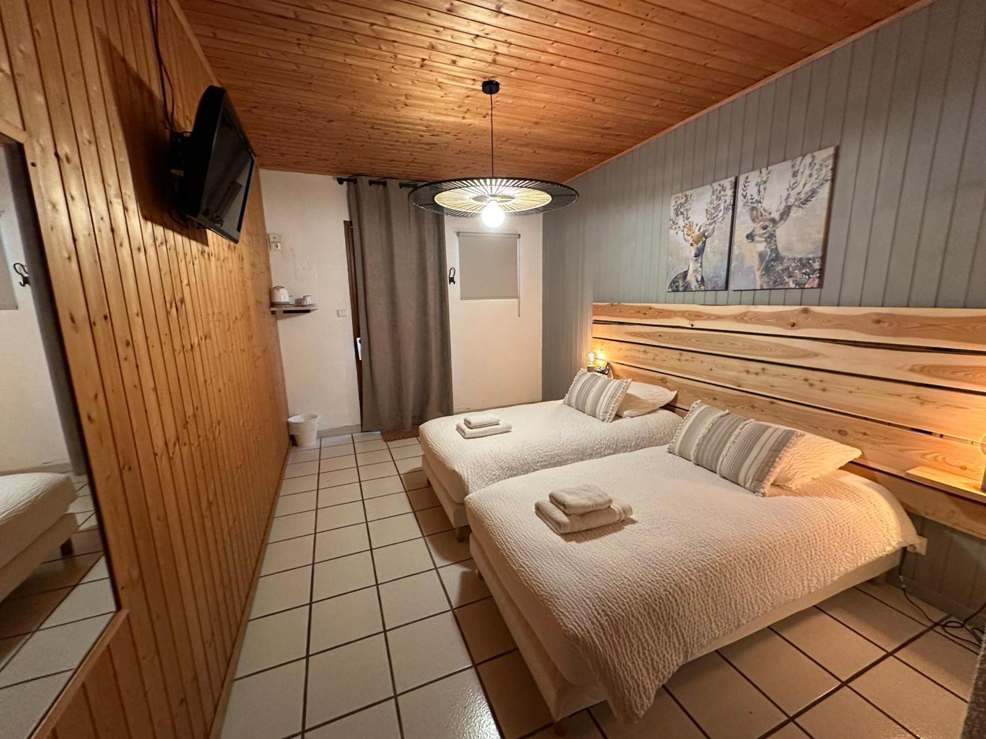 Logis Le Chalet Saint-Maurice-en-Trièves Exterior foto
